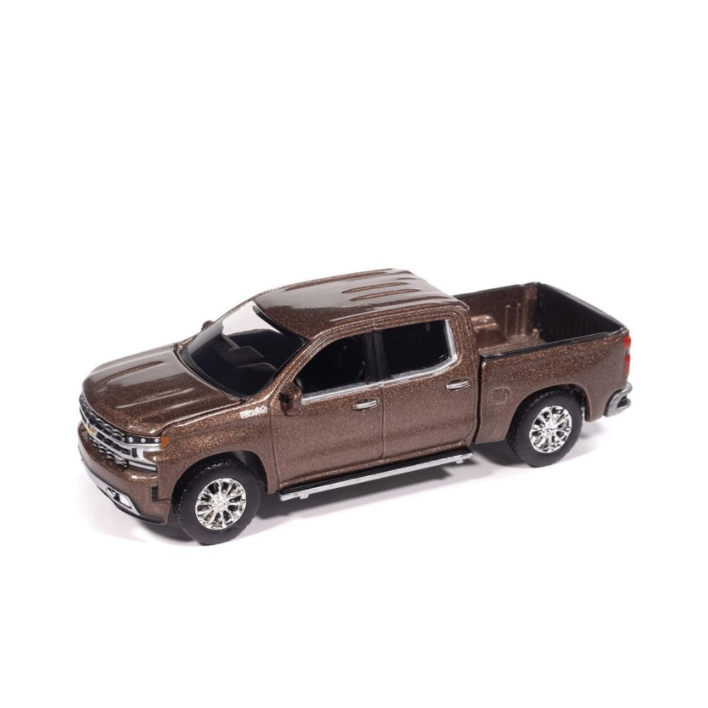 auto world 2019 chevrolet silverado high country oakwood metallic 1:64 premium release 1a auto world 2019 chevrolet silverado high country oakwood metallic 1:64 premium release 1a