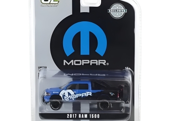 GreenLight 1:64 2017 Ram 1500 MOPAR Off-Road Edition